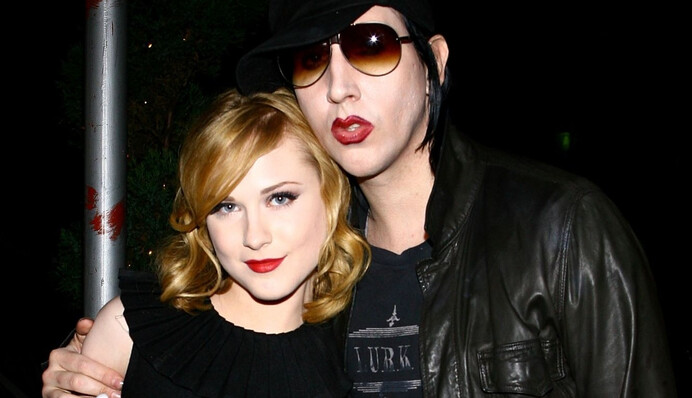 Эван Рейчел Вуд пожаловалась в полицию на жену Мэрилина Мэнсона из-за фото в образе Гитлера