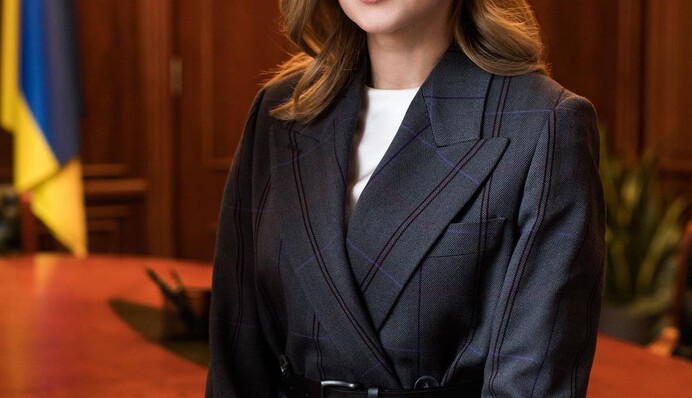Елена Зеленская и пиджаки: мы вспомнили 5 стильных луков первой леди