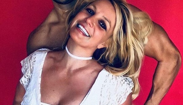 Бойфренд Брітні Спірс грубо обізвав батька співачки - він заважає їхнім стосункам