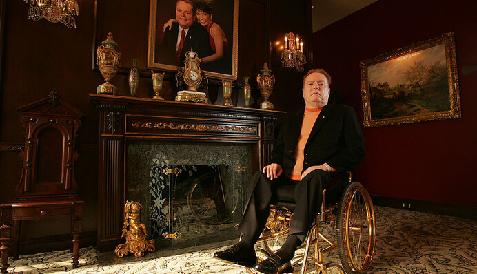 Умер Ларри Флинт - издатель журнала 