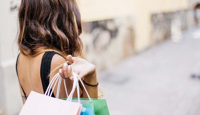 10 речей, які зіпсують ваш образ на весну: на що варто звернути увагу