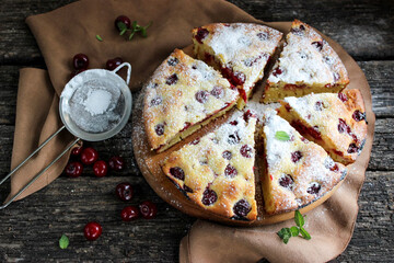 Як приготувати смачний пиріг з вишнею до Дня закоханих: покроковий рецепт