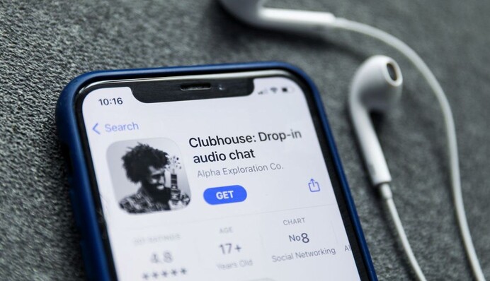 Всі говорять про Clubhouse і хваляться 