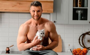 Любитель тварин і противник лайки: 10 фактів про нового героя шоу 