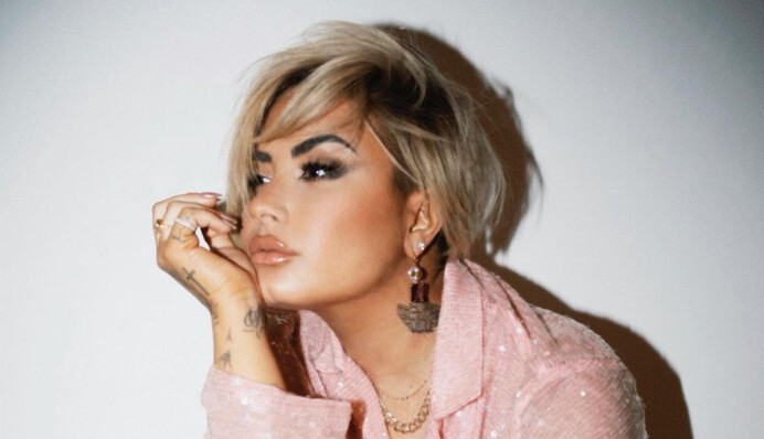 Певица Деми Ловато перенесла инфаркт и три инсульта из-за передозировки наркотиков