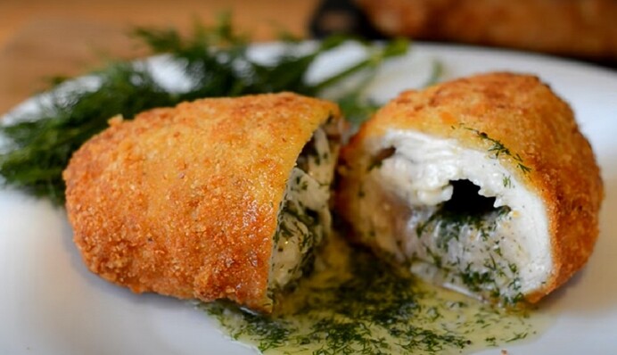 Как приготовить котлеты по-киевски с жидкой начинкой: проверенный рецепт