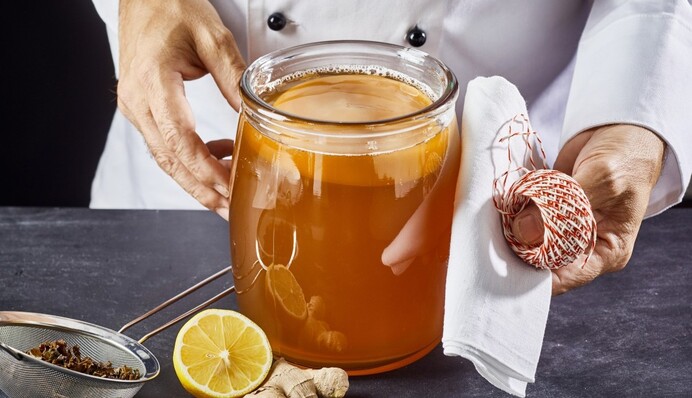 Почему Комбуча - хороший маркетинговый ход, и как сделать модный напиток дома