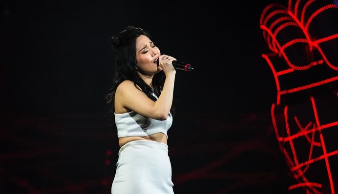 Дівчина з Казахстану зірвала овації залу та закрила перший етап шоу 