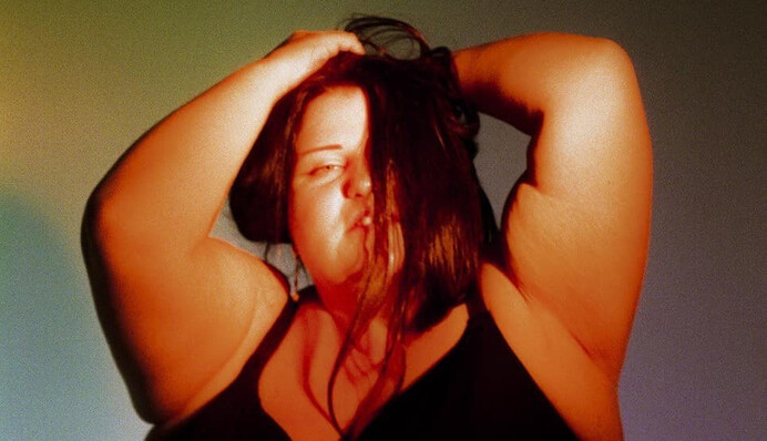 Комплексов нет: alyona alyona показала фото в нижнем белье и ответила хейтерам