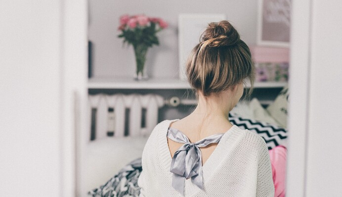 Як повторити наймодніші зачіски цієї весни: 3 прості луки на сезон