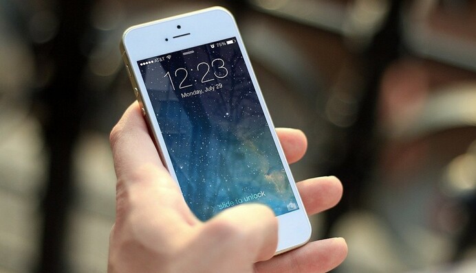 Как настроить автоматический перевод времени на Android и iOS: пошаговые инструкции