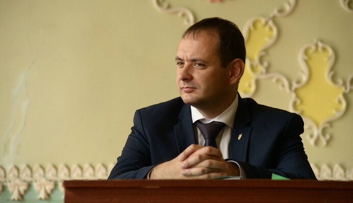 Миллиарды ковидных денег потратили на дороги и полицию, а теперь лезут в карманы городов - мэр Ивано-Франковска