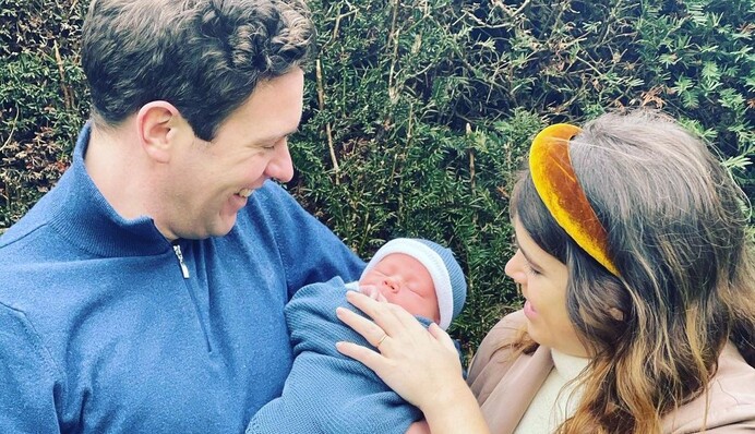 Принцеса Євгенія показала зворушливі фото з новонародженим правнуком Єлизавети II