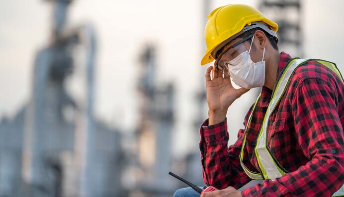 Від локдаунів до майданів: як COVID-19 залишив людей без роботи