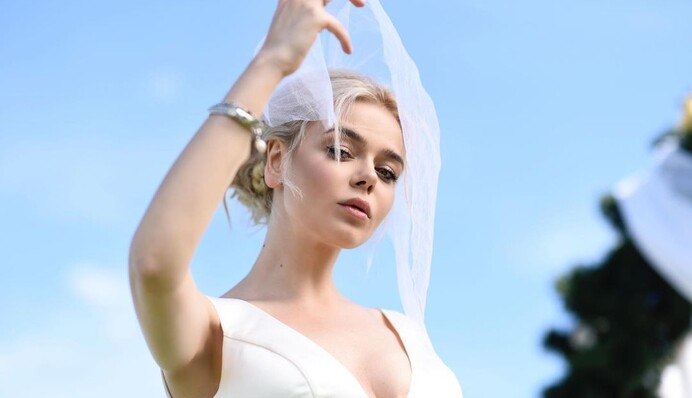 Аліна Гросу відповіла на чутки про пластичні операції - співачка готова пройти детектор брехні