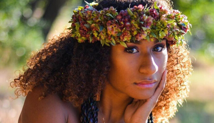 Переможниця конкурсу краси втратила корону через танці в TikTok