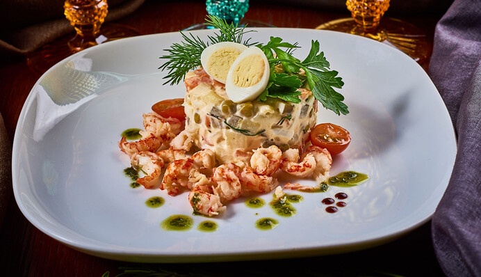 Как приготовить классический салат Оливье: ингредиенты и подробный рецепт