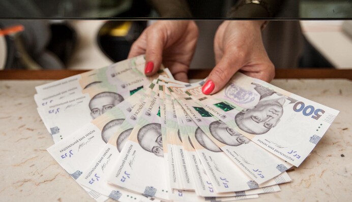 Приказано выжить: помогут ли ФОПам 8 тысяч гривен от государства