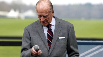 На британской радиостанции выключили техно, чтобы сообщить о смерти принца Филиппа, но случайно создали новый хит