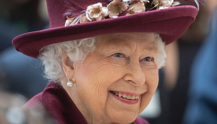 80-летний фотограф показал неизданное фото молодой Елизаветы II еще до коронации