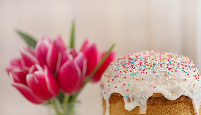 Печем вкусные паски в духовке: простой рецепт к празднику