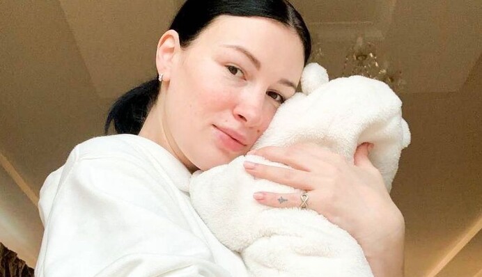 Анастасия Приходько раскрыла пол и имя третьего ребенка через месяц после родов