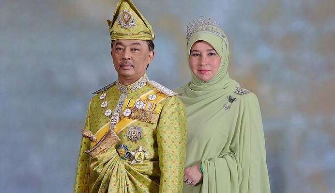 У Малайзії художника заарештували за образу королеви - він всього лише створив плейлист на Spotify