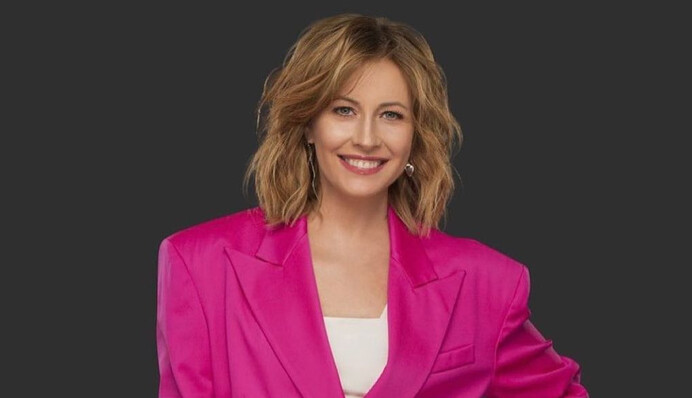 Психанула: Елена Кравец кардинально сменила прическу