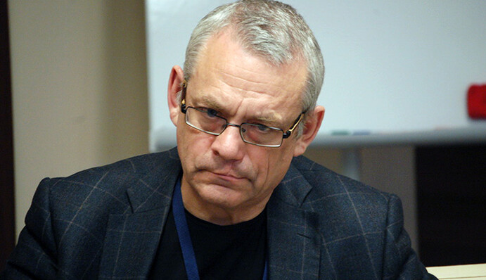 Существует два варианта гибели путинского режима - журналист Игорь Яковенко