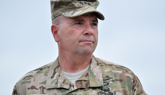Я бы взял Украину в НАТО, но решение принимается не в США - генерал Ходжес