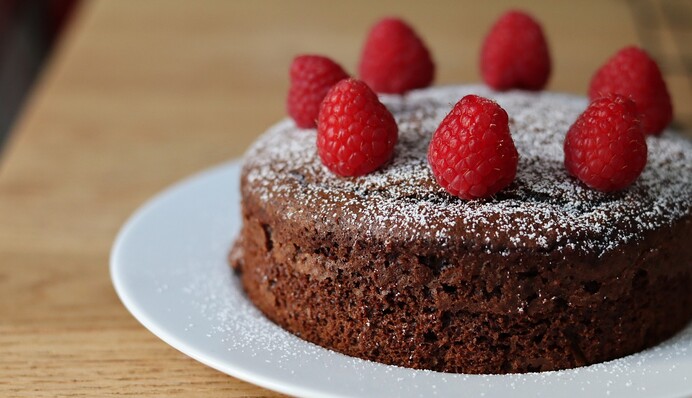 Как приготовить простой и вкусный торт на День матери: 3 рецепта к празднику