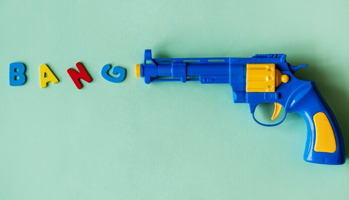 Грабіжники спробували вкрасти $ 25 млн, але обрали невдалу зброю - їх ніхто не злякався