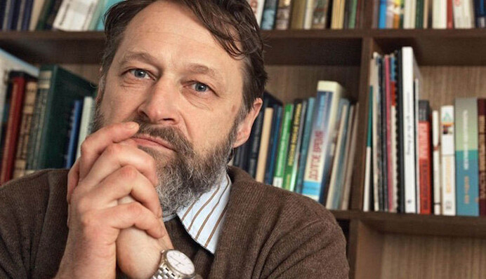 У Путина еще не придумали, как реагировать на то, что его кума обидели - Дмитрий Орешкин