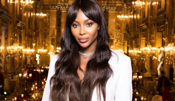 50-летняя Наоми Кэмпбелл впервые стала мамой - модель показала трогательное фото младенца