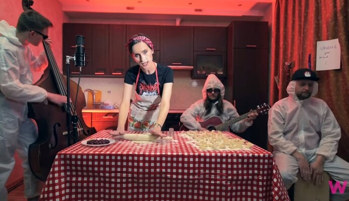 Go_A записали на кухне 