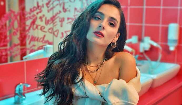 Акторку та співачку Анну Трінчер обікрали у купе поїзда