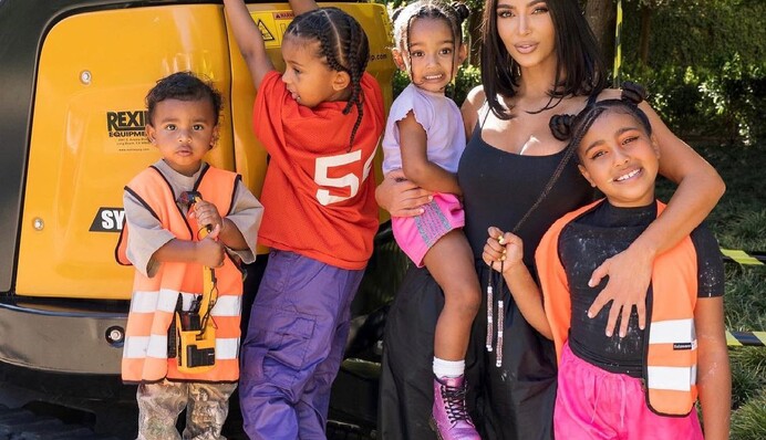 Ким Кардашьян и ее четверо детей переболели коронавирусом - у звезды была тяжелая форма