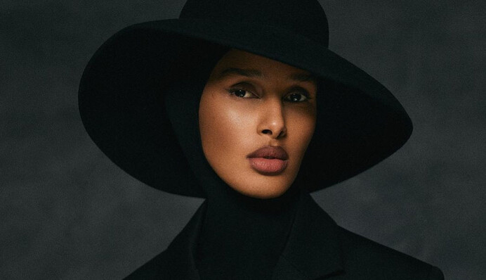 Модель в хіджабі стала головним редактором Vogue - що ми знаємо про Равду Мохамед