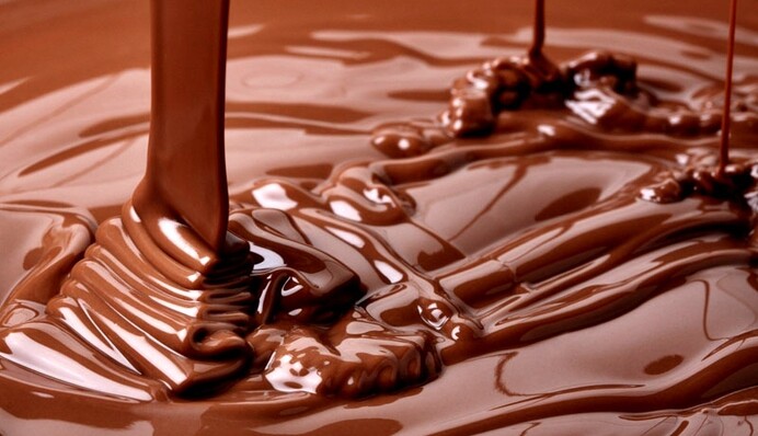 Кондитеры в США завалены заказами на фирменные сладости, но пробовать их готовы не все - еще недавно они были живыми