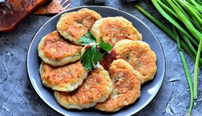 Готовим дома ленивые беляши и экономим время: простой рецепт