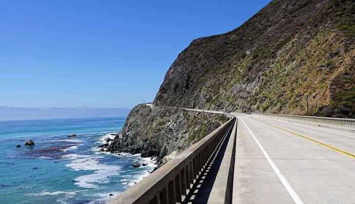 9-річна дівчинка викрала машину, щоб побачити океан - таких порушників поліція ще не бачила