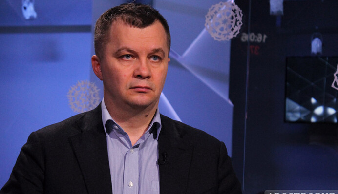 Зарплату за 