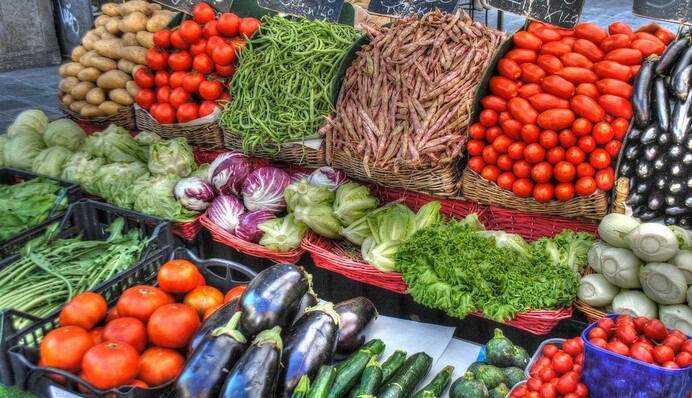 Які корисні овочі варто споживати у червні: поради фахівця