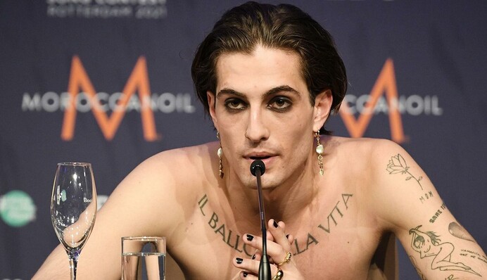 Солист Maneskin подтвердил слухи о романе с моделью, и надежды поклонниц рухнули - что о ней известно