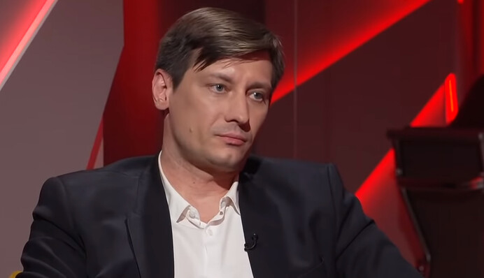 Російське суспільство боїться війни з Україною - опозиціонер з РФ Дмитро Гудков