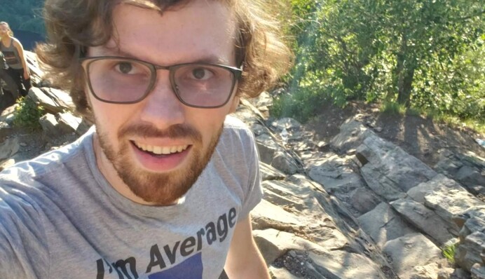 Парню с паническими атаками удалили часть мозга, и теперь его заботит только одно - он забыл, что такое страх