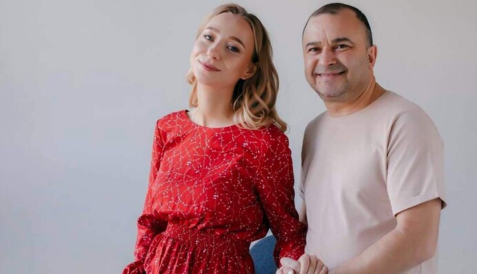 Віктор Павлік знову став татом - молода дружина артиста народила первістка