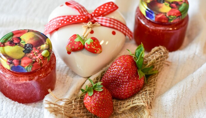 Готуємо вдома натуральний джем із полуниці: рецепт на 15 хвилин справи