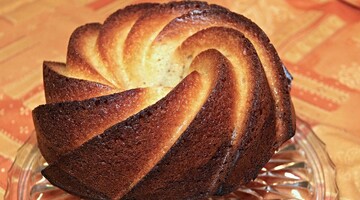 Печемо вдома ароматний банановий кекс за годину: простий рецепт до вихідних