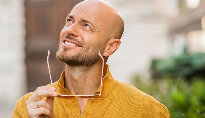 Влад Яма показав, який він краш для дівчат, але відео викликало питання - здається, їм немає 18-ти навіть у сумі